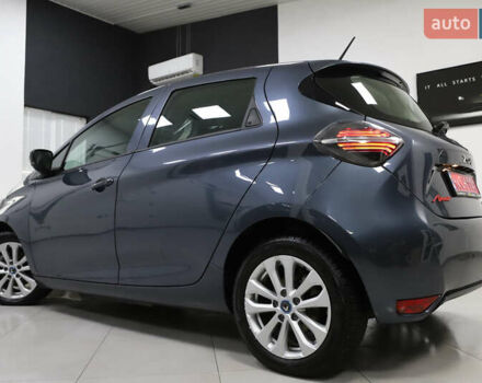 Серый Рено Зое, объемом двигателя 0 л и пробегом 28 тыс. км за 14700 $, фото 25 на Automoto.ua