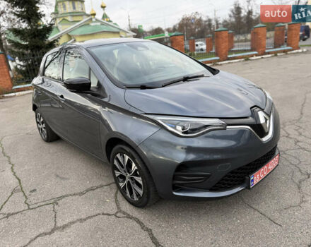 Серый Рено Зое, объемом двигателя 0 л и пробегом 45 тыс. км за 12999 $, фото 12 на Automoto.ua