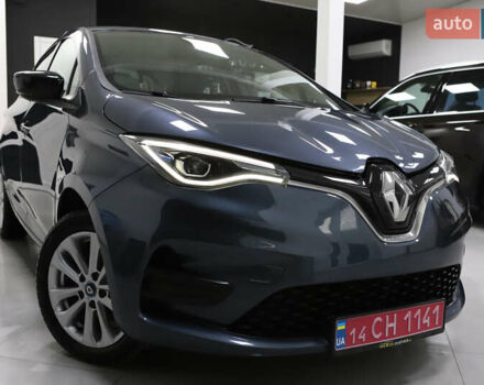 Серый Рено Зое, объемом двигателя 0 л и пробегом 28 тыс. км за 14700 $, фото 14 на Automoto.ua
