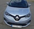 Серый Рено Зое, объемом двигателя 0 л и пробегом 20 тыс. км за 16000 $, фото 1 на Automoto.ua