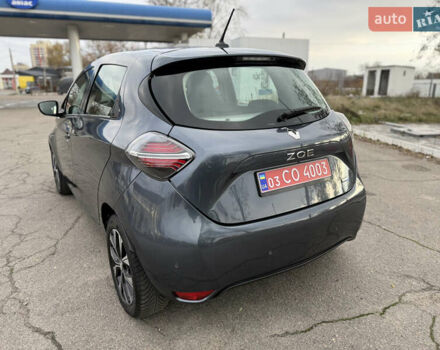 Серый Рено Зое, объемом двигателя 0 л и пробегом 45 тыс. км за 12999 $, фото 23 на Automoto.ua