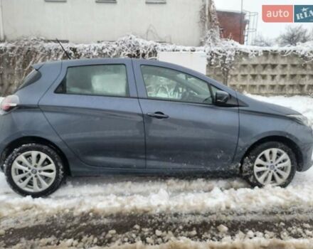 Серый Рено Зое, объемом двигателя 0 л и пробегом 23 тыс. км за 13650 $, фото 3 на Automoto.ua