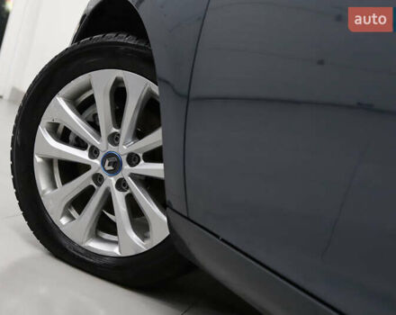 Серый Рено Зое, объемом двигателя 0 л и пробегом 28 тыс. км за 14700 $, фото 28 на Automoto.ua