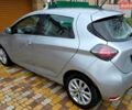 Серый Рено Зое, объемом двигателя 0 л и пробегом 67 тыс. км за 15700 $, фото 35 на Automoto.ua
