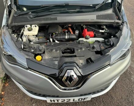 Серый Рено Зое, объемом двигателя 10 л и пробегом 20 тыс. км за 11000 $, фото 5 на Automoto.ua