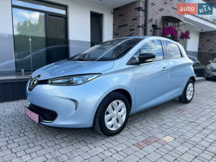 Рено Зое 2013 в Луцке на Automoto.ua Серый Рено Зое, объемом двигателя 0 л и пробегом 150 тыс. км за 6100 $, фото 1 на Automoto.ua