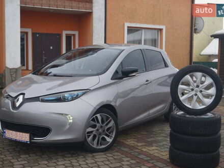 Сірий Рено Зое, об'ємом двигуна 0 л та пробігом 98 тис. км за 7200 $, фото 1 на Automoto.ua