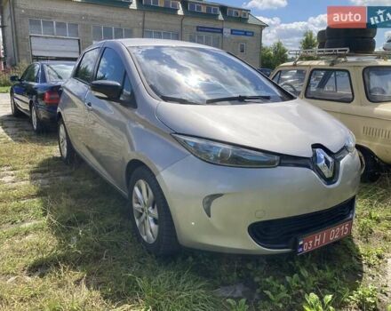 Серый Рено Зое, объемом двигателя 0 л и пробегом 178 тыс. км за 4900 $, фото 1 на Automoto.ua