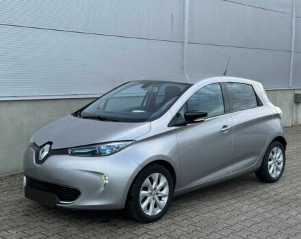 Серый Рено Зое, объемом двигателя 0 л и пробегом 78 тыс. км за 6400 $, фото 1 на Automoto.ua