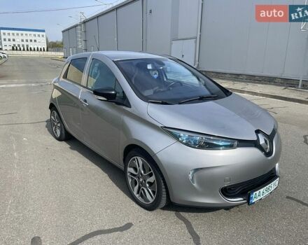 Сірий Рено Зое, об'ємом двигуна 0 л та пробігом 137 тис. км за 7000 $, фото 1 на Automoto.ua