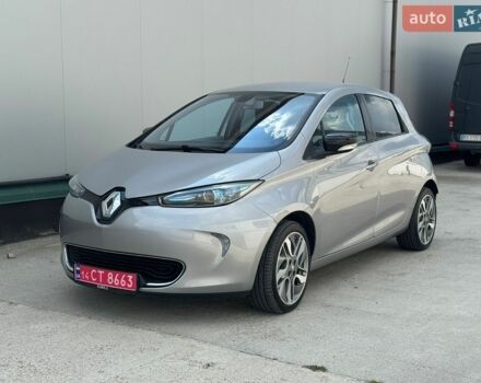 Серый Рено Зое, объемом двигателя 0 л и пробегом 80 тыс. км за 6800 $, фото 1 на Automoto.ua