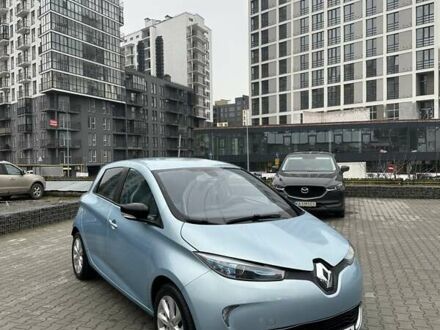 Серый Рено Зое, объемом двигателя 0 л и пробегом 85 тыс. км за 6850 $, фото 1 на Automoto.ua