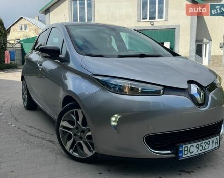 Серый Рено Зое, объемом двигателя 0 л и пробегом 135 тыс. км за 6750 $, фото 1 на Automoto.ua