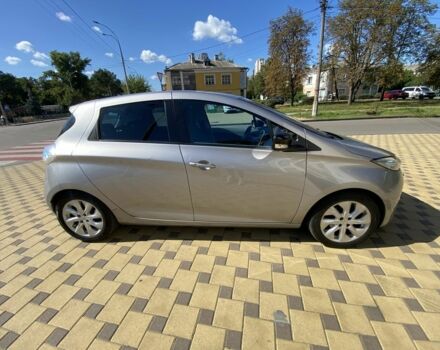 Серый Рено Зое, объемом двигателя 0 л и пробегом 168 тыс. км за 6800 $, фото 1 на Automoto.ua