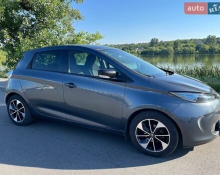Сірий Рено Зое, об'ємом двигуна 0 л та пробігом 159 тис. км за 9600 $, фото 1 на Automoto.ua