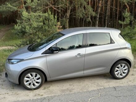 Рено Зое 2016 в Полтаве на Automoto.ua Серый Рено Зое, объемом двигателя 0 л и пробегом 56 тыс. км за 9000 $, фото 1 на Automoto.ua