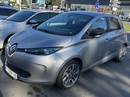 Рено Зое 2016 у Києві на Automoto.ua Сірий Рено Зое, об'ємом двигуна 0 л та пробігом 160 тис. км за 7900 $, фото 1 на Automoto.ua