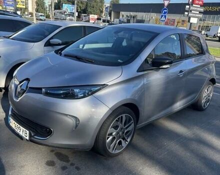 Серый Рено Зое, объемом двигателя 0 л и пробегом 160 тыс. км за 7900 $, фото 1 на Automoto.ua