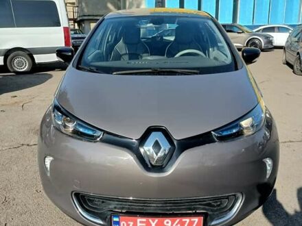 Серый Рено Зое, объемом двигателя 0 л и пробегом 154 тыс. км за 8950 $, фото 1 на Automoto.ua