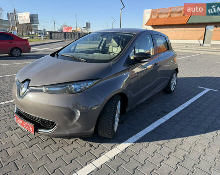 Серый Рено Зое, объемом двигателя 0 л и пробегом 118 тыс. км за 8950 $, фото 1 на Automoto.ua