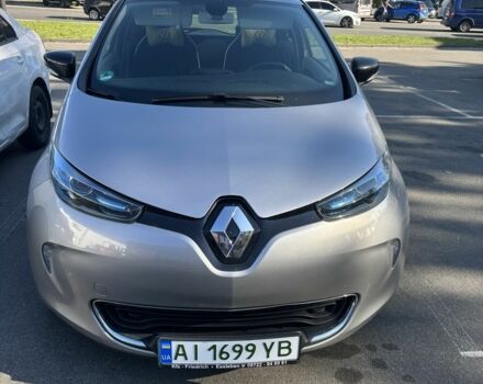 Серый Рено Зое, объемом двигателя 0 л и пробегом 160 тыс. км за 7900 $, фото 1 на Automoto.ua