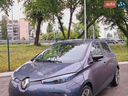 Рено Зое 2017 в Киеве на Automoto.ua Серый Рено Зое, объемом двигателя 0 л и пробегом 54 тыс. км за 10499 $, фото 1 на Automoto.ua
