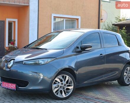 Серый Рено Зое, объемом двигателя 0 л и пробегом 146 тыс. км за 10777 $, фото 1 на Automoto.ua