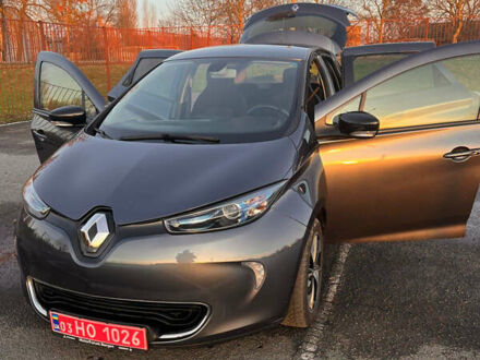 Сірий Рено Зое, об'ємом двигуна 0 л та пробігом 96 тис. км за 9200 $, фото 1 на Automoto.ua