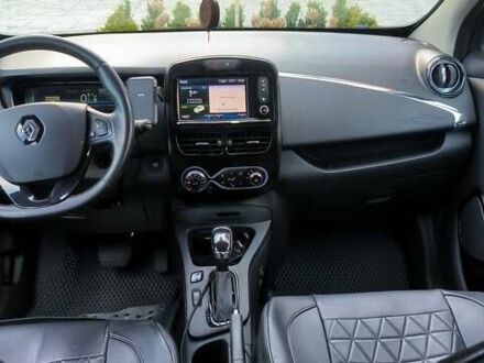 Рено Зое 2017 у Житомирі на Automoto.ua Сірий Рено Зое, об'ємом двигуна 0 л та пробігом 140 тис. км за 9777 $, фото 1 на Automoto.ua