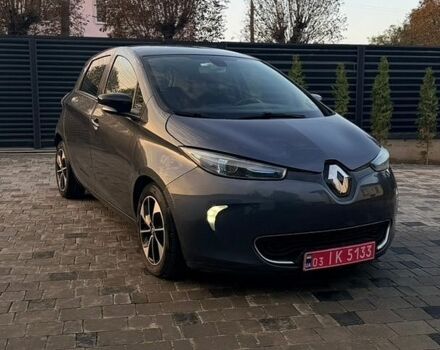 Серый Рено Зое, объемом двигателя 0 л и пробегом 86 тыс. км за 9500 $, фото 1 на Automoto.ua