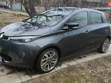 Сірий Рено Зое, об'ємом двигуна 0 л та пробігом 140 тис. км за 10500 $, фото 1 на Automoto.ua
