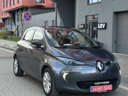 Серый Рено Зое, объемом двигателя 0 л и пробегом 137 тыс. км за 9450 $, фото 1 на Automoto.ua