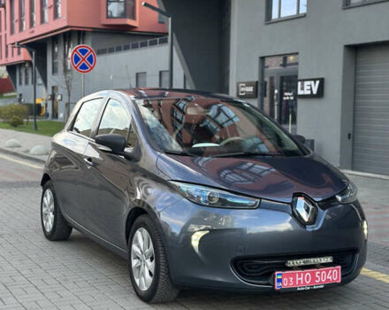 Серый Рено Зое, объемом двигателя 0 л и пробегом 137 тыс. км за 9450 $, фото 1 на Automoto.ua