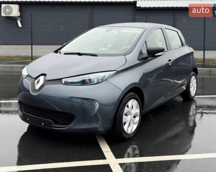 Серый Рено Зое, объемом двигателя 0 л и пробегом 62 тыс. км за 9550 $, фото 1 на Automoto.ua