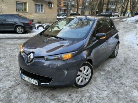 Сірий Рено Зое, об'ємом двигуна 0 л та пробігом 124 тис. км за 10600 $, фото 1 на Automoto.ua