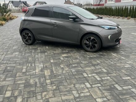 Серый Рено Зое, объемом двигателя 0 л и пробегом 85 тыс. км за 9400 $, фото 1 на Automoto.ua