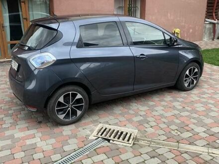 Рено Зое 2017 в Тернополе на Automoto.ua Серый Рено Зое, объемом двигателя 0 л и пробегом 128 тыс. км за 9300 $, фото 1 на Automoto.ua
