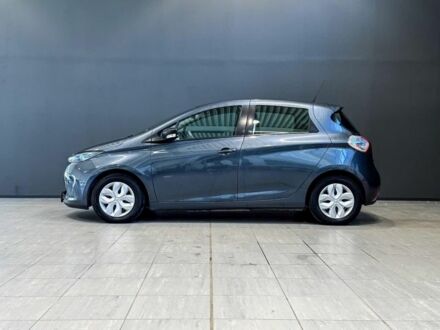 Серый Рено Зое, объемом двигателя 0 л и пробегом 90 тыс. км за 9000 $, фото 1 на Automoto.ua