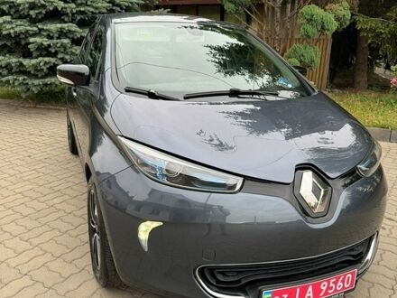 Серый Рено Зое, объемом двигателя 0 л и пробегом 88 тыс. км за 9800 $, фото 1 на Automoto.ua