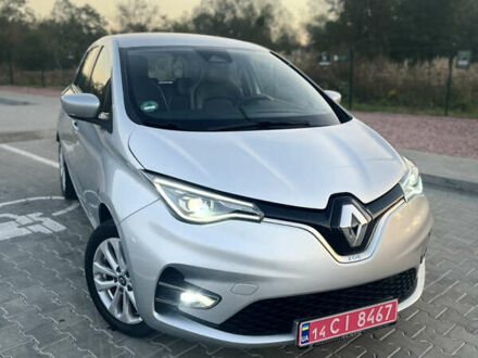 Серый Рено Зое, объемом двигателя 0 л и пробегом 86 тыс. км за 12300 $, фото 1 на Automoto.ua