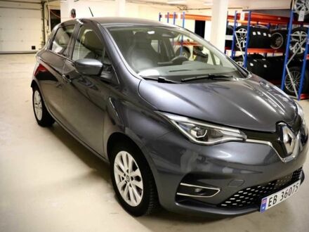 Серый Рено Зое, объемом двигателя 0 л и пробегом 39 тыс. км за 13500 $, фото 1 на Automoto.ua