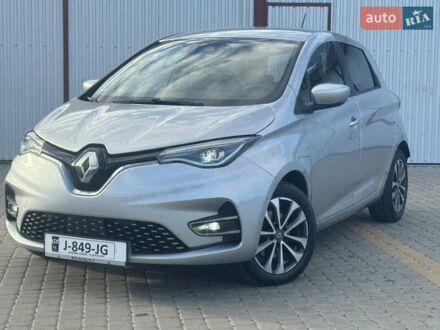 Серый Рено Зое, объемом двигателя 0 л и пробегом 130 тыс. км за 13350 $, фото 1 на Automoto.ua