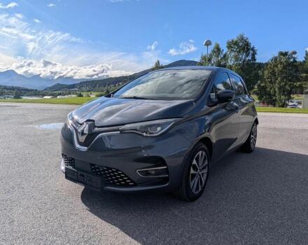 Серый Рено Зое, объемом двигателя 0 л и пробегом 58 тыс. км за 12223 $, фото 1 на Automoto.ua