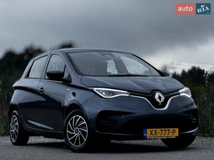 Серый Рено Зое, объемом двигателя 0 л и пробегом 77 тыс. км за 12900 $, фото 1 на Automoto.ua