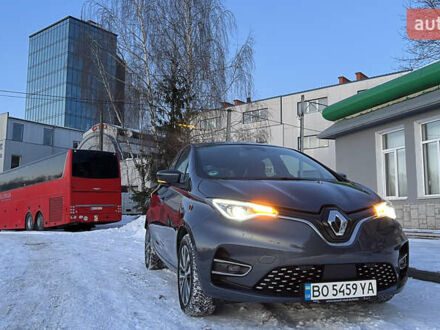 Серый Рено Зое, объемом двигателя 0 л и пробегом 31 тыс. км за 13750 $, фото 1 на Automoto.ua