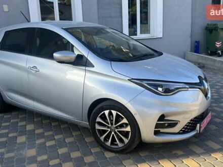 Серый Рено Зое, объемом двигателя 0 л и пробегом 38 тыс. км за 13700 $, фото 1 на Automoto.ua