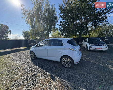 Синий Рено Зое, объемом двигателя 0 л и пробегом 140 тыс. км за 3600 $, фото 15 на Automoto.ua