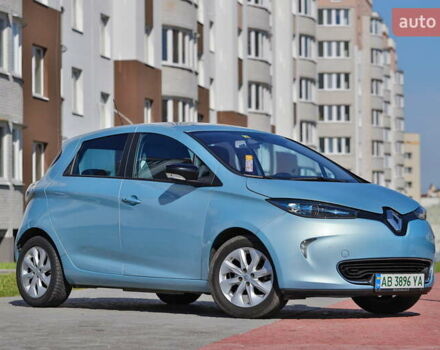 Синий Рено Зое, объемом двигателя 0 л и пробегом 92 тыс. км за 6300 $, фото 5 на Automoto.ua