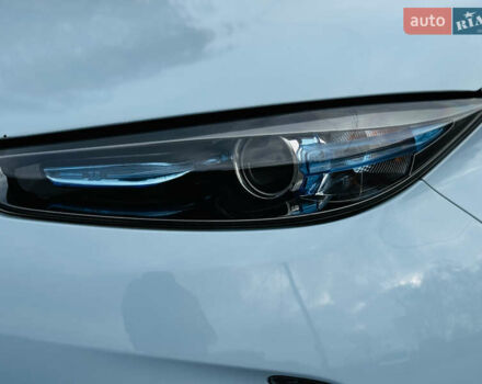 Синий Рено Зое, объемом двигателя 0 л и пробегом 63 тыс. км за 6500 $, фото 18 на Automoto.ua