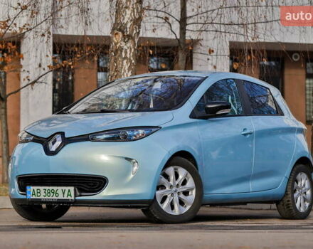 Синий Рено Зое, объемом двигателя 0 л и пробегом 77 тыс. км за 6900 $, фото 8 на Automoto.ua
